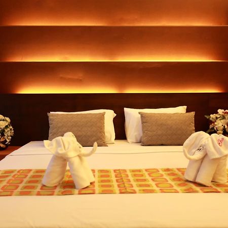 The Bangkok Major Suite Exterior photo