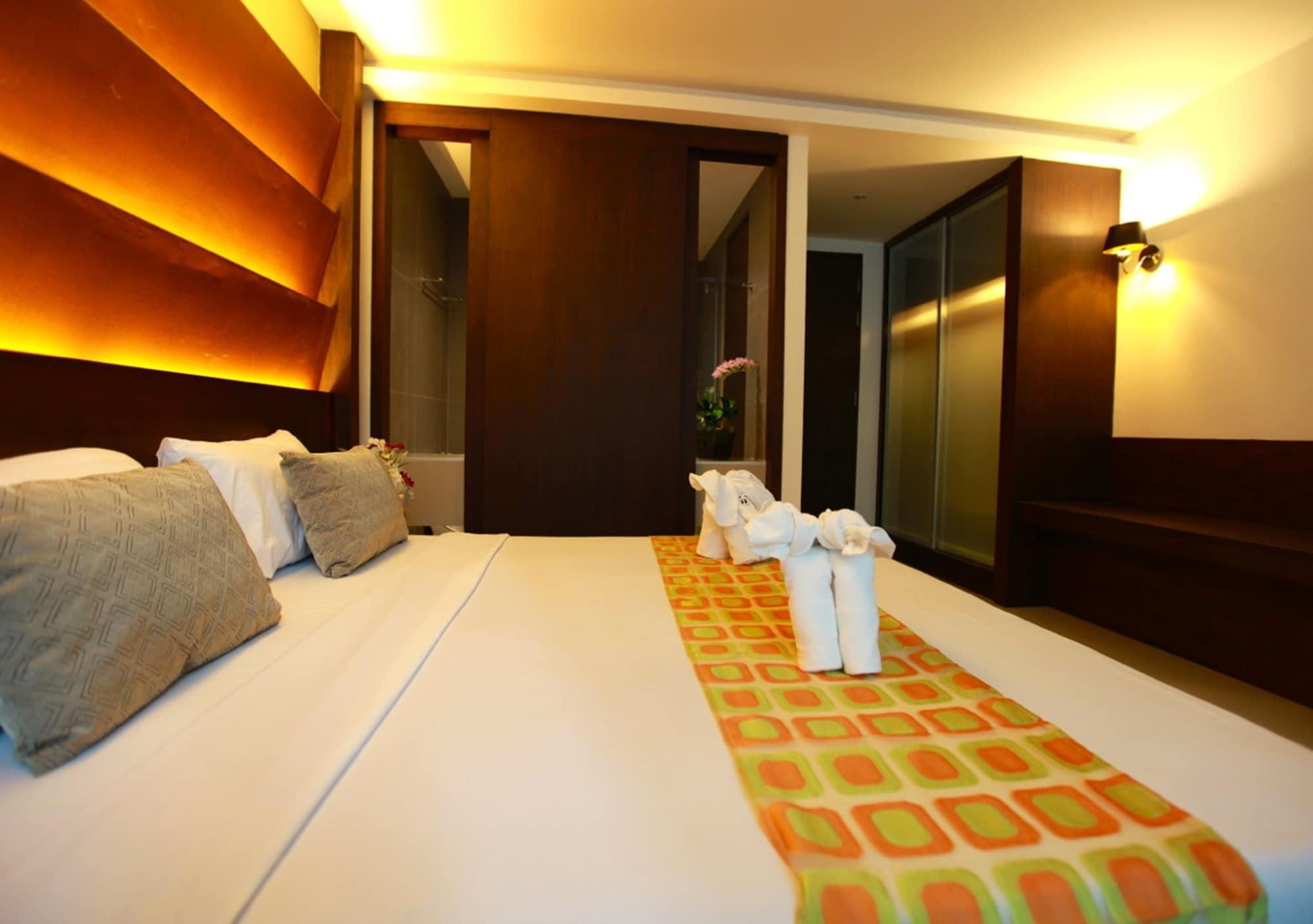 The Bangkok Major Suite Exterior photo
