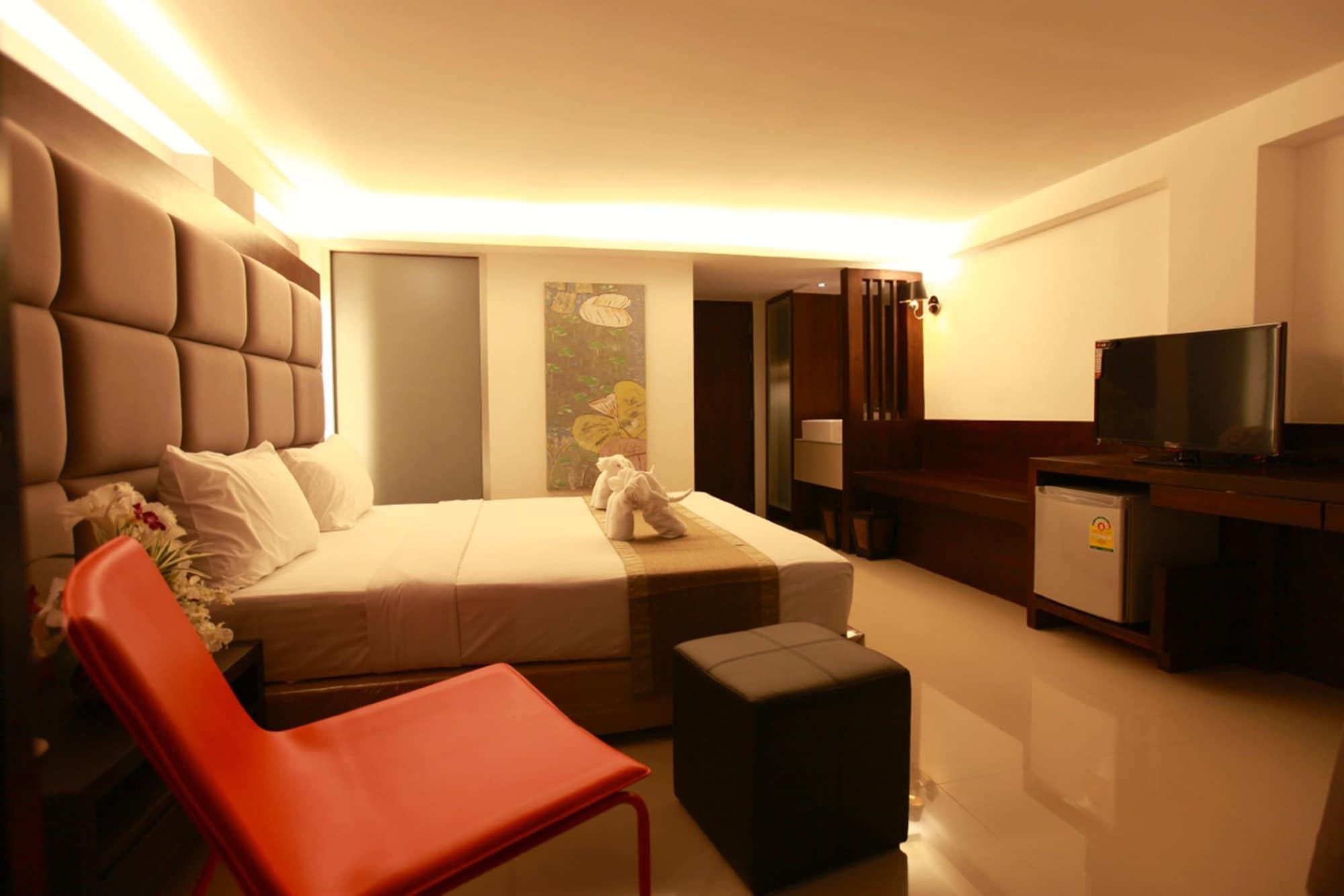 The Bangkok Major Suite Exterior photo